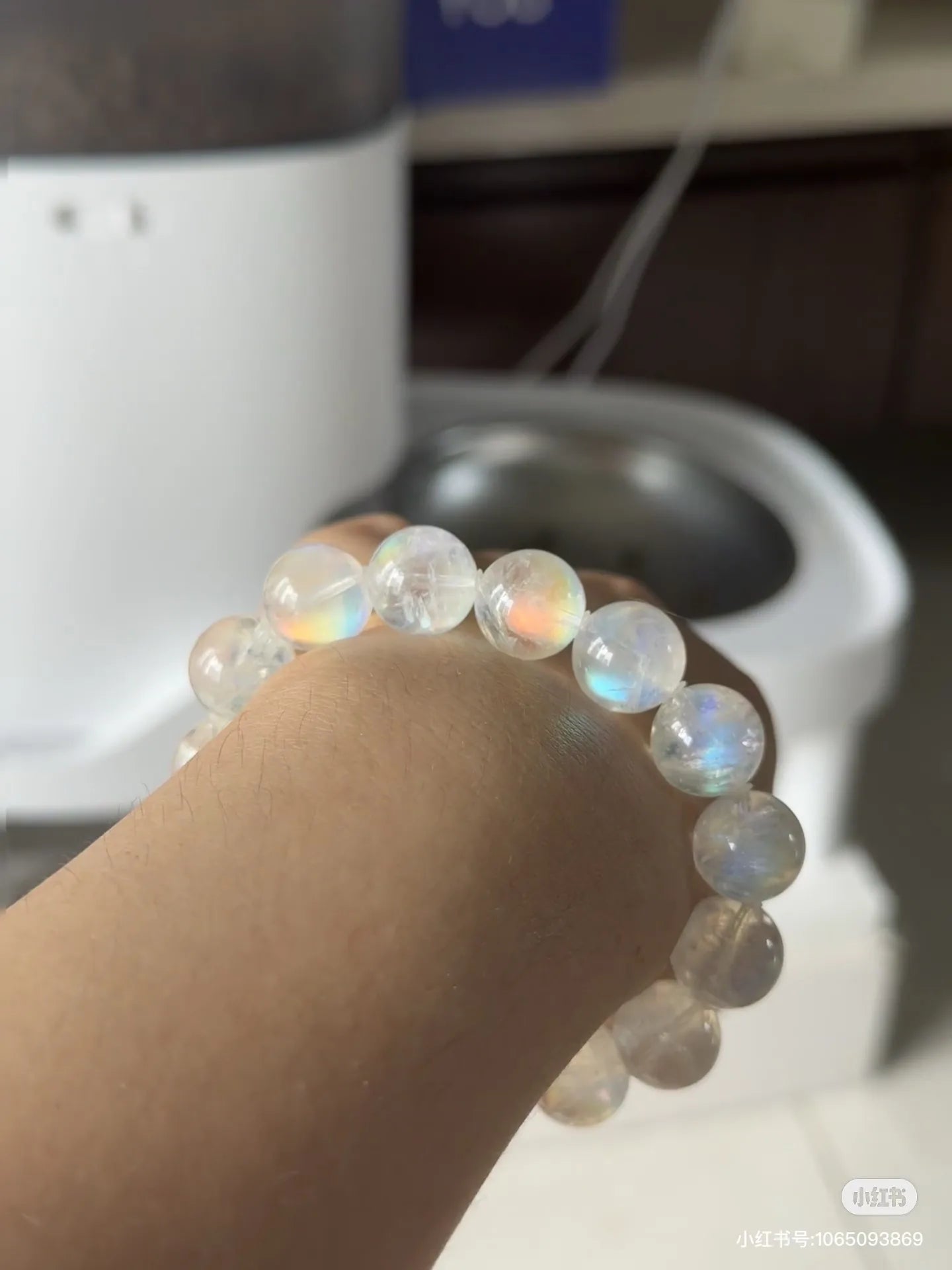 ゴールド系天然石ブレスレットのコーディネート