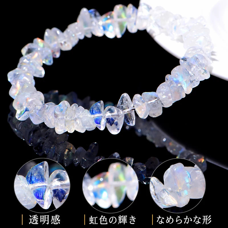 レインボームーンストーンさざれ石ブレスレットの全体と、透明感・虹色の輝き・石の形を紹介する拡大写真